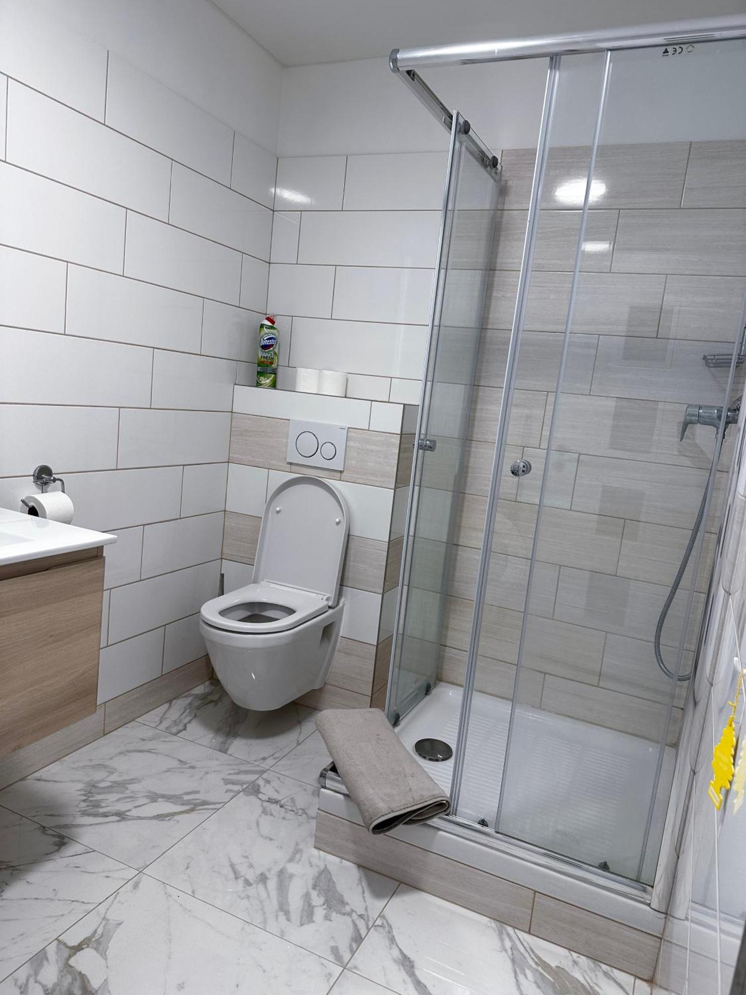 Apartments Paderewski Karlowe Wary Zewnętrze zdjęcie