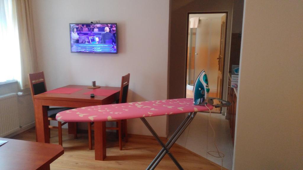 Apartments Paderewski Karlowe Wary Zewnętrze zdjęcie