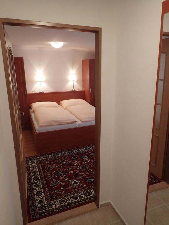 Apartments Paderewski Karlowe Wary Zewnętrze zdjęcie