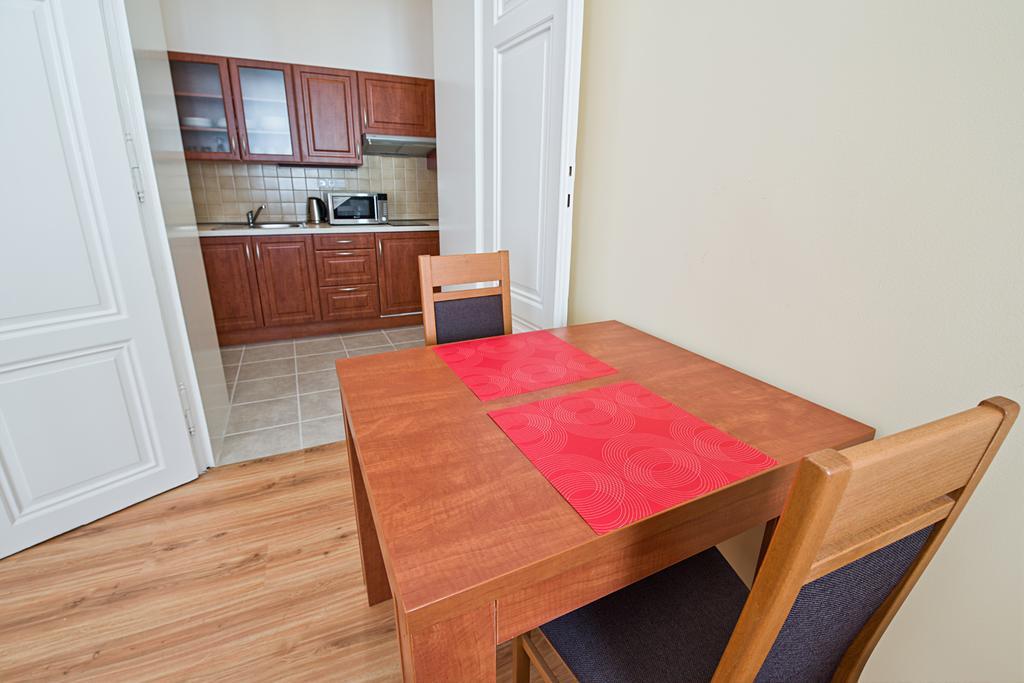 Apartments Paderewski Karlowe Wary Zewnętrze zdjęcie