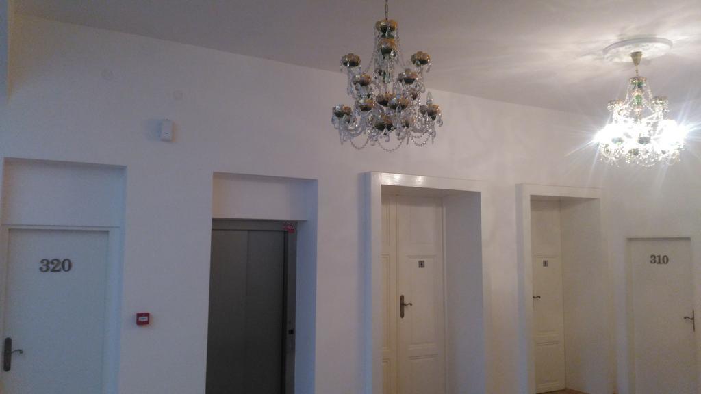 Apartments Paderewski Karlowe Wary Zewnętrze zdjęcie