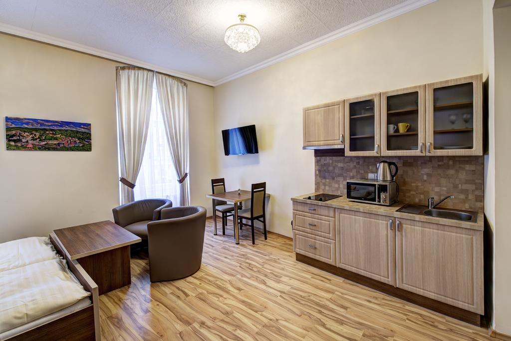 Apartments Paderewski Karlowe Wary Zewnętrze zdjęcie
